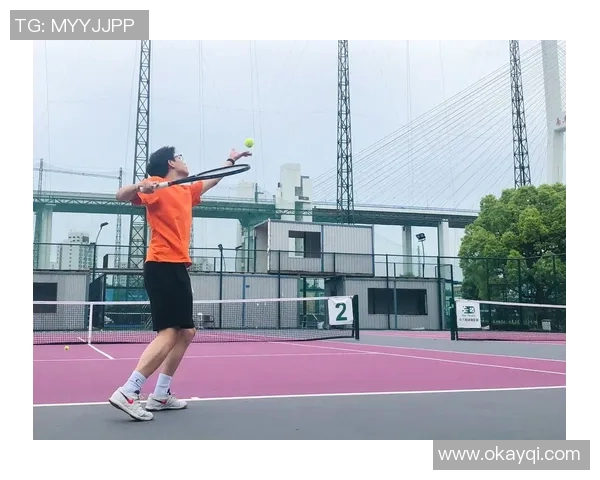 深度对话：探索杨强的网球人生与成长之路